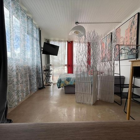 شقة Penthouse Seaside 10 Min Port, Croisiere Et Aeroport بوانت-آه-بيتر المظهر الخارجي الصورة
